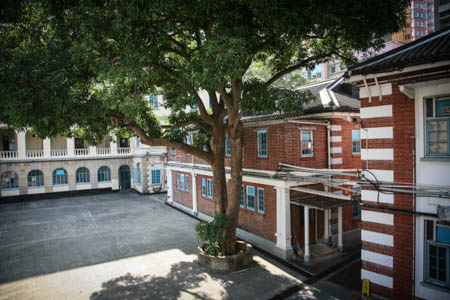 Armoury and Store is located on the west of the Parade Ground and rather inconspicuous