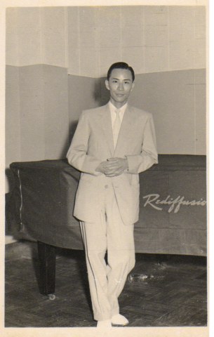 Chung Wai Ming in a Rediffusion studio