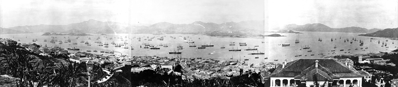 1880年代的維港全景，圖右上方為當時荒蕪一片的九龍灣。
