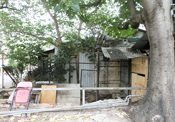 An abandoned former residence