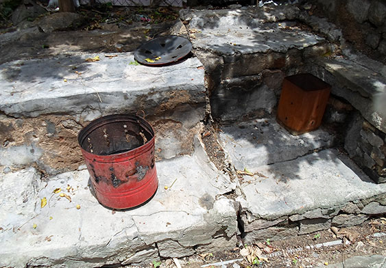 An abandoned stove table