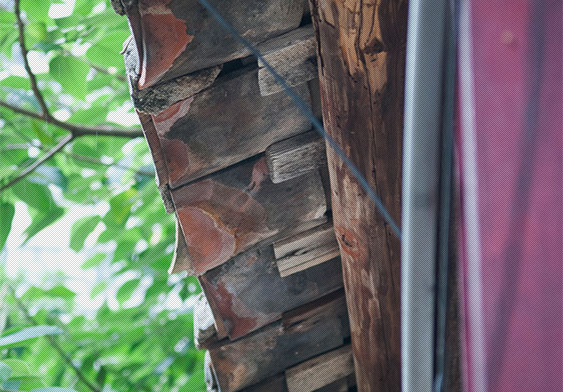 Tile roof of the 13-hang village house