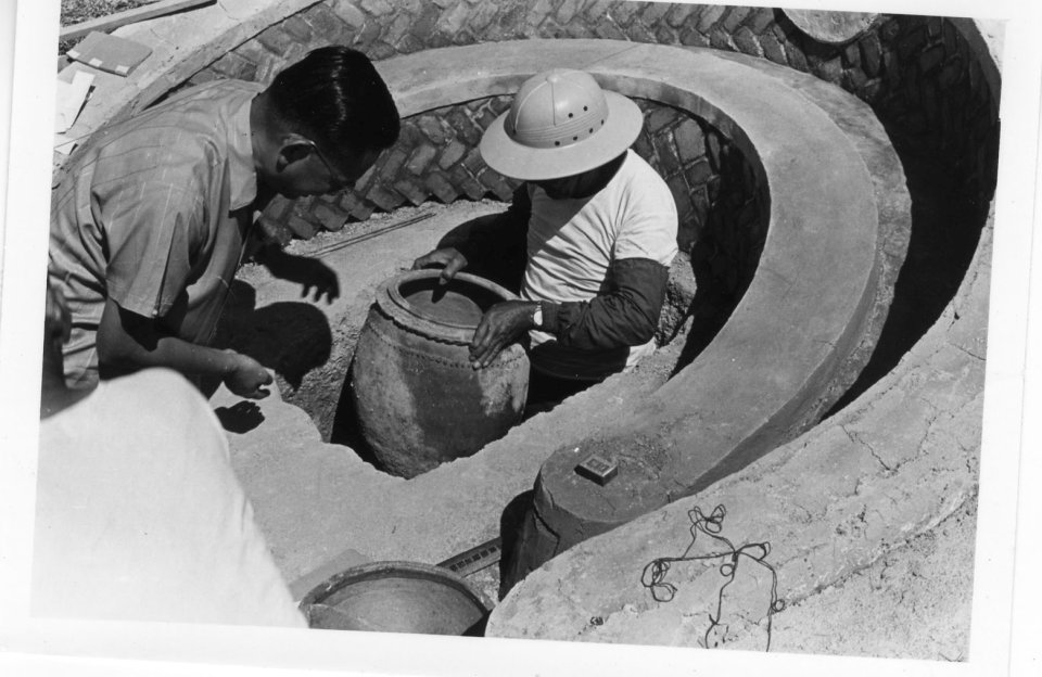 Installing the urn