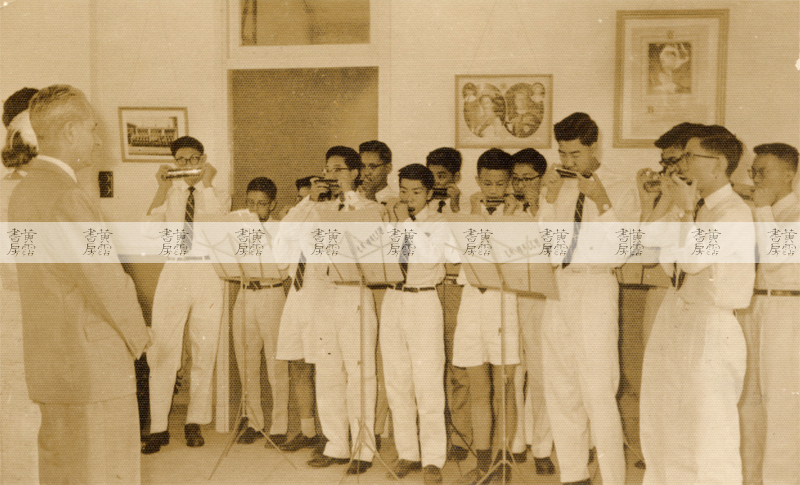 喇沙書院首屆美術展覽 教育司毛勤及夫人剪綵 1958