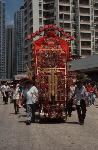 The procession to the temple